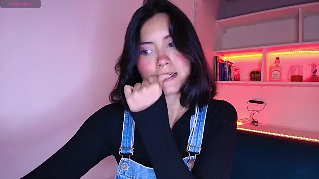 Brandy collinss online show from 11-18-25, 11:24