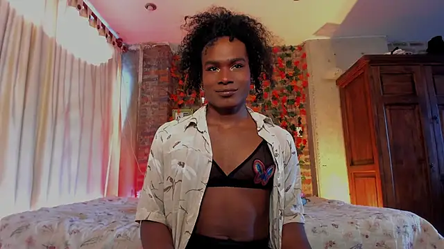 LaGoldenBitch online show from 01-10-26, 02:45