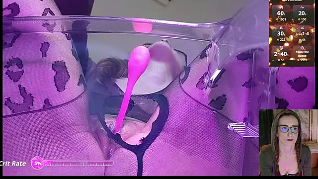 Snapshot of SassySquirtQueen chatting on 11-24-25, 11:10 SassySquirtQueen online show from 11-24-25, 11:10