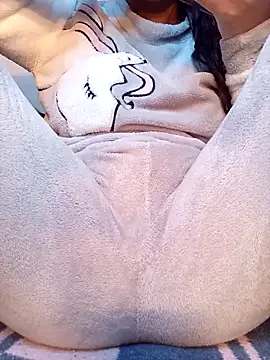 sexyboomba online show from 12-17-25, 01:05