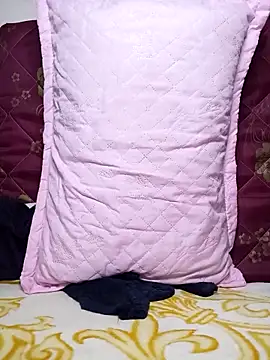 Snapshot of sexyboomba chatting on 11-13-25, 12:14 sexyboomba online show from 11-13-25, 12:14