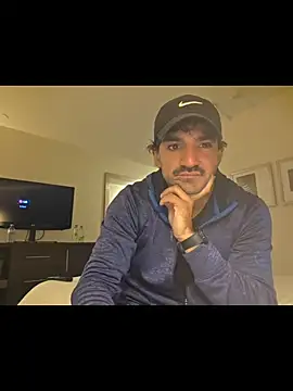 piggylatino online show from 12-16-25, 05:17