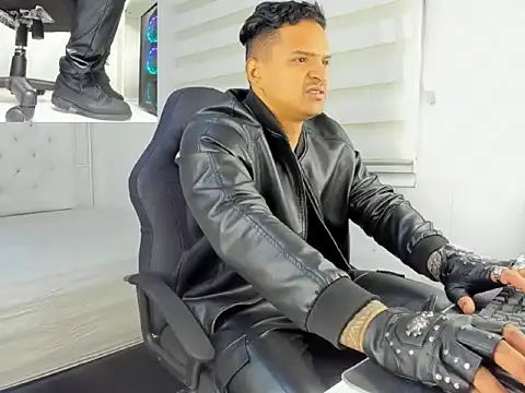 master leather online show from 12-19-25, 11:07