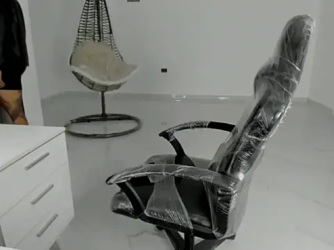 master leather online show from 03-27-26, 01:47