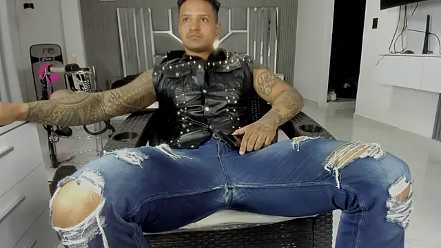master leather online show from 06-20-26, 01:32