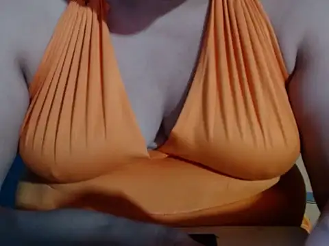 karolbb22 online show from 11-12-25, 01:26