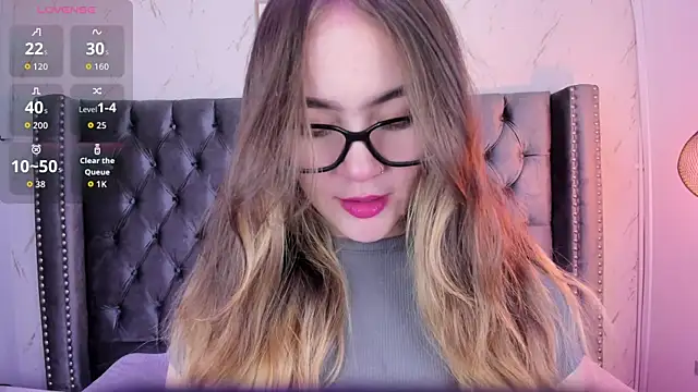 Kate Winslet  online show from 12-19-25, 01:35