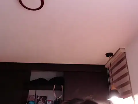 YiniBelle online show from 02-10-26, 04:11