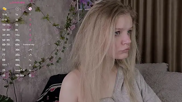 MicheleHonas online show from 03-09-26, 04:10