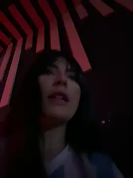 Snapshot of Cristal_Cerati_ chatting on 07-19-26, 07:32 Cristal Cerati online show from 07-19-26, 07:32