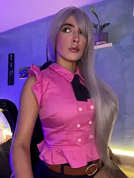 Cristal Cerati  online show from 12-17-25, 04:34