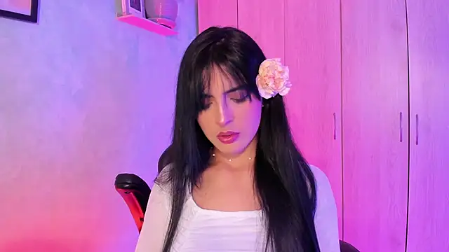 Snapshot of Cristal_Cerati_ chatting on 02-17-26, 05:32 Cristal Cerati online show from 02-17-26, 05:32