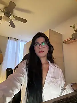 Cristal Cerati  online show from 05-29-26, 10:27