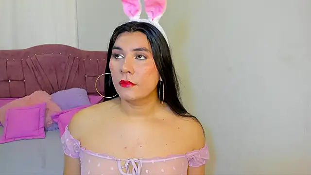 yourlatina emely online show from 02-19-26, 05:10