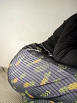 Sara90wa online show from 02-25-26, 10:31