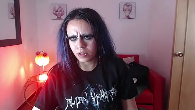 Snapshot of Belladonna_trix chatting on 06-03-26, 02:55 Belladonna trix online show from 06-03-26, 02:55