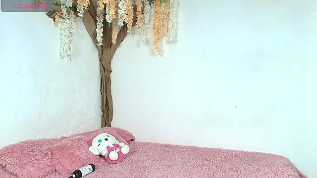 MISS SAMMYROSE online show from 05-13-26, 11:34