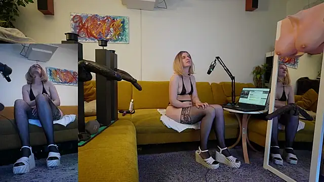 SUZANNEXXXXXX online show from 05-08-26, 09:07