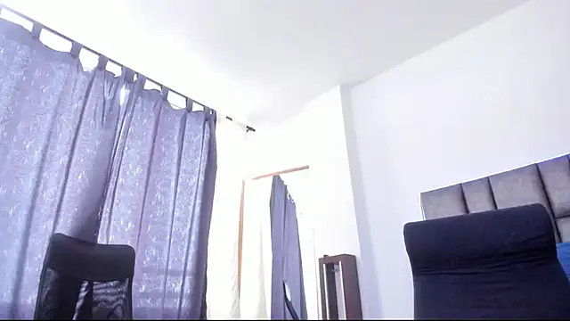 sarahhernandez online show from 05-21-26, 02:03