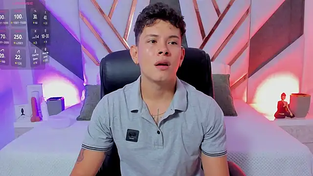 Snapshot of Daniel_cute18 chatting on 11-12-25, 08:34 Daniel cute18 online show from 11-12-25, 08:34