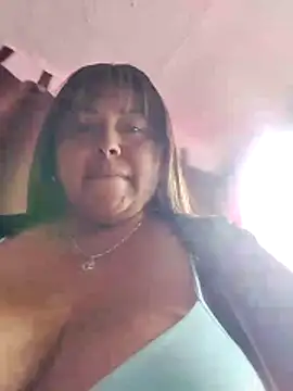 Snapshot of la_beba20 chatting on 12-19-25, 02:08 la beba20 online show from 12-19-25, 02:08