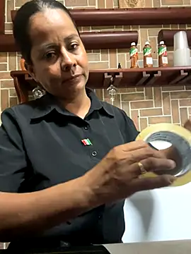 Snapshot of Aleja-198522 chatting on 11-20-25, 12:11 Aleja-198522 online show from 11-20-25, 12:11