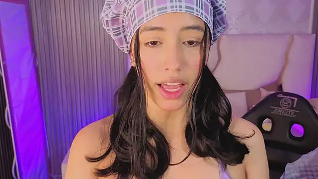 Snapshot of Joselyn_tay chatting on 07-03-26, 12:44 Joselyn tay online show from 07-03-26, 12:44