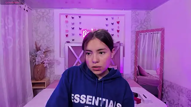 ISABELA TAY online show from 03-12-26, 11:47