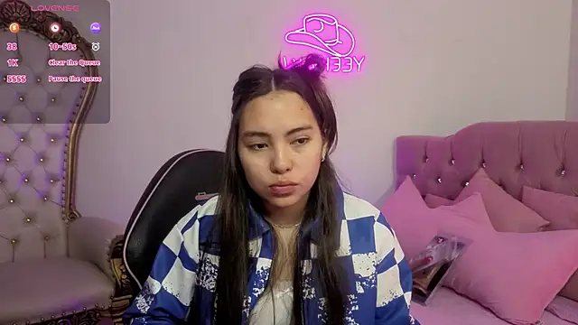 ISABELA TAY online show from 05-22-26, 11:52