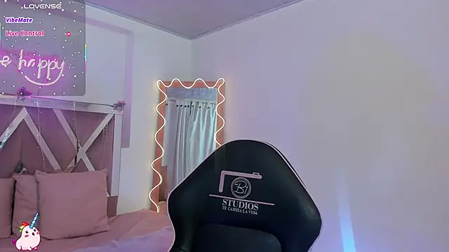 ISABELA TAY online show from 12-05-25, 11:42