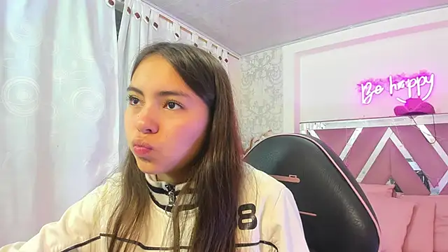 ISABELA TAY online show from 12-15-25, 11:27