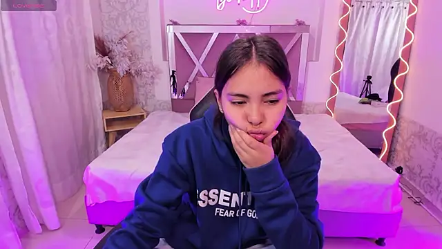 ISABELA TAY online show from 01-17-26, 11:36