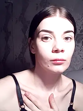 Snapshot of JhonSHelBy7LuNa chatting on 01-08-26, 01:50 JhonSHelBy7LuNa online show from 01-08-26, 01:50