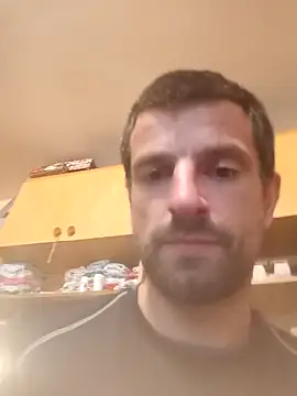 TwardyKierowca online show from 04-13-26, 07:12