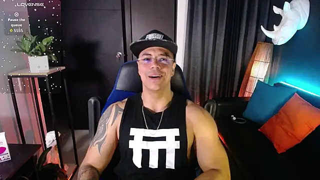 Snapshot of Zed_ferrer chatting on 05-10-26, 10:08 Zed ferrer online show from 05-10-26, 10:08