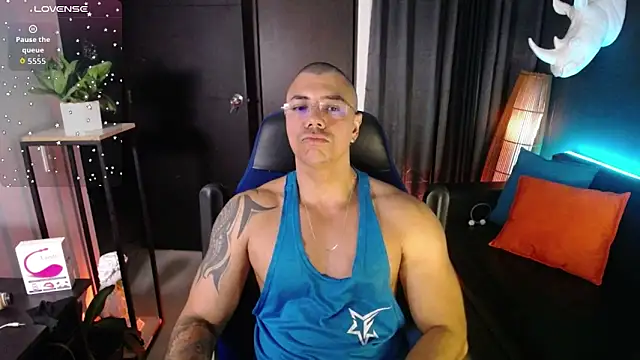 Snapshot of Zed_ferrer chatting on 05-17-26, 09:53 Zed ferrer online show from 05-17-26, 09:53