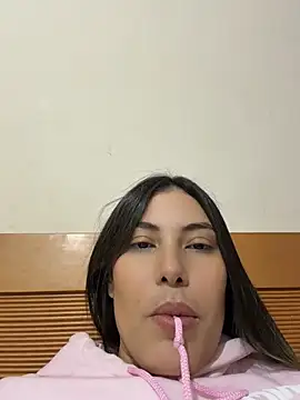Snapshot of Anna_Bitch_Disgusting chatting on 07-17-26, 04:53 Anna Bitch Disgusting online show from 07-17-26, 04:53