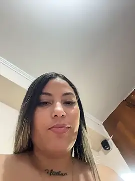 Snapshot of Anna_Bitch_Disgusting chatting on 02-17-26, 08:11 Anna Bitch Disgusting online show from 02-17-26, 08:11