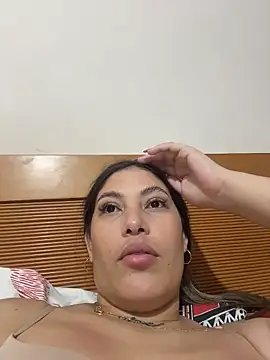 Snapshot of Anna_Bitch_Disgusting chatting on 02-06-26, 06:42 Anna Bitch Disgusting online show from 02-06-26, 06:42