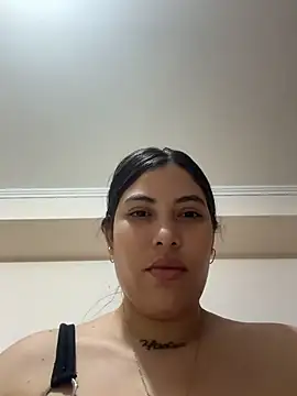Snapshot of Anna_Bitch_Disgusting chatting on 06-10-26, 03:08 Anna Bitch Disgusting online show from 06-10-26, 03:08