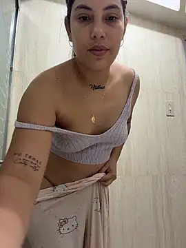 Anna Bitch Disgusting online show from 03-27-26, 01:25