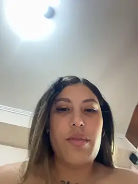 Snapshot of Anna_Bitch_Disgusting chatting on 02-03-26, 06:40 Anna Bitch Disgusting online show from 02-03-26, 06:40