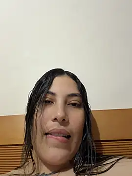 Snapshot of Anna_Bitch_Disgusting chatting on 07-16-26, 02:52 Anna Bitch Disgusting online show from 07-16-26, 02:52