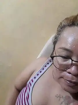 loriepinay46 online show from 06-29-26, 11:48