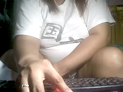 loriepinay46 online show from 12-16-25, 08:13