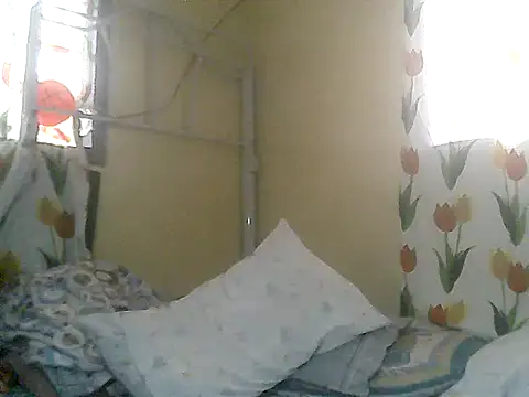 loriepinay46 online show from 04-19-26, 09:32