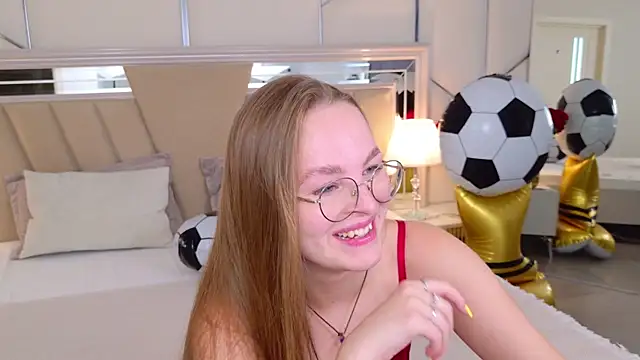 MadisonSmitt online show from 07-15-26, 05:03