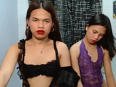 Snapshot of Ridingcowgirl chatting on 11-12-25, 02:21 Ridingcowgirl online show from 11-12-25, 02:21