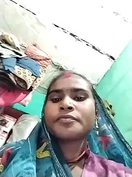 Snapshot of Big_Lovexx chatting on 02-23-26, 08:04 Big Lovexx online show from 02-23-26, 08:04