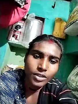 Snapshot of Big_Lovexx chatting on 02-04-26, 03:40 Big Lovexx online show from 02-04-26, 03:40